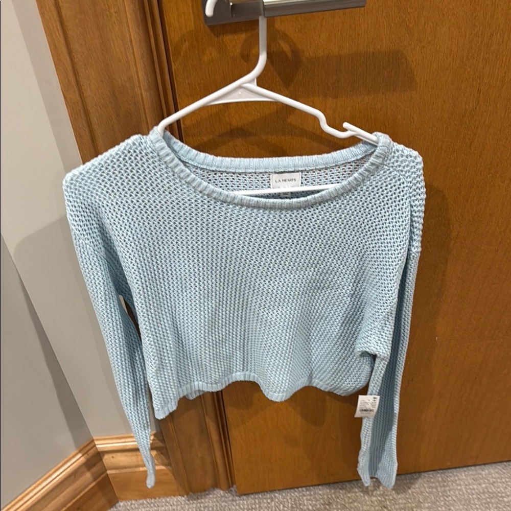 La Hearts Light Blue Knit Cropped Sweatshirt